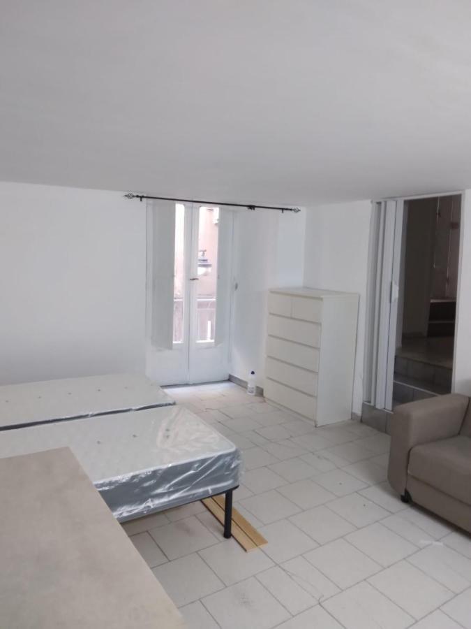 Nardones 87 Apartment Наполи Екстериор снимка